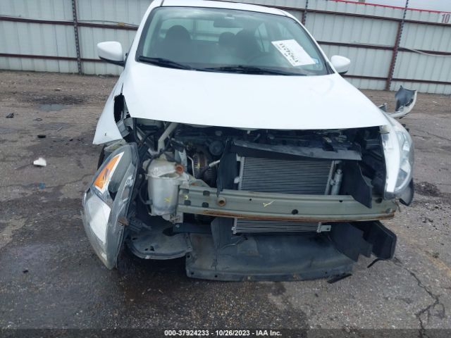 3N1CN7AP9GL848476 Nissan Versa S Plus