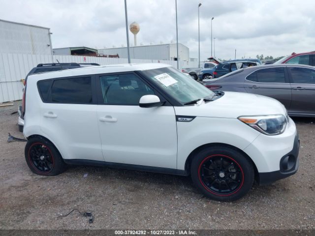 KNDJN2A29H7426886 KIA Soul Base