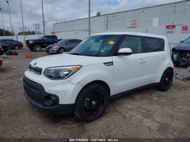 KNDJN2A29H7426886 KIA Soul Base