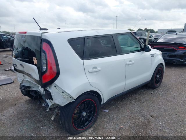 KNDJN2A29H7426886 KIA Soul Base