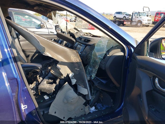 2018 NISSAN ROGUE SL VIN: 5N1AT2MTXJC741019