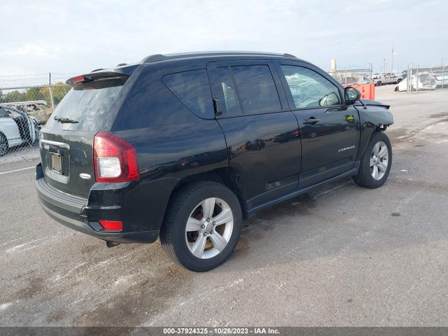 2016 JEEP COMPASS LATITUDE VIN: 1C4NJDEB5GD758066