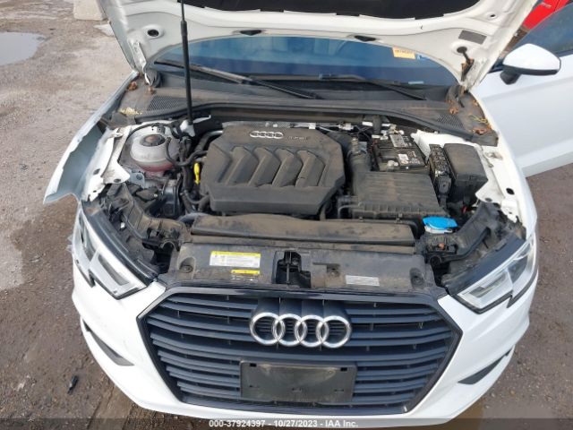 WAUAUGFF2KA120440 Audi A3 40 Premium/40 Titanium Premium