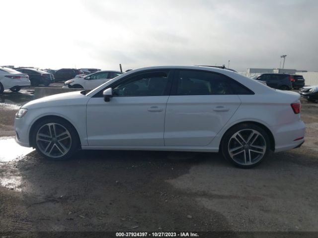 WAUAUGFF2KA120440 Audi A3 40 Premium/40 Titanium Premium