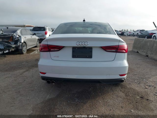 WAUAUGFF2KA120440 Audi A3 40 Premium/40 Titanium Premium