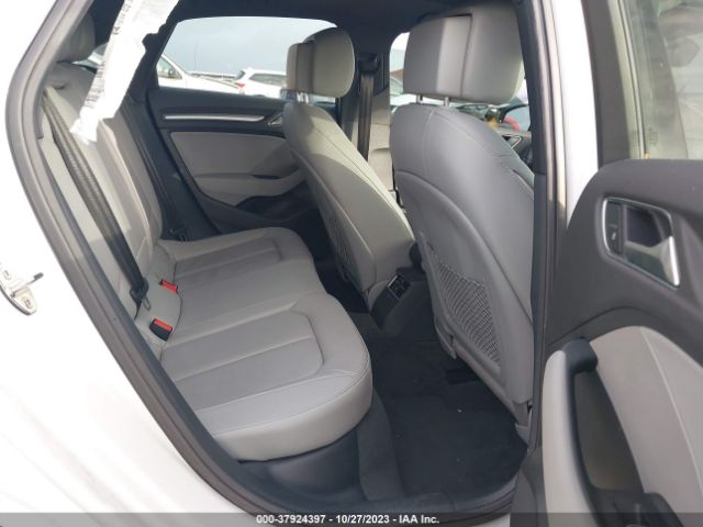 WAUAUGFF2KA120440 Audi A3 40 Premium/40 Titanium Premium