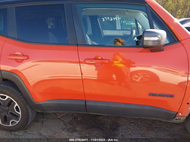 Jeep Renegade Trailhawk 2015 ZACCJBCT3FPC21123 Image 13