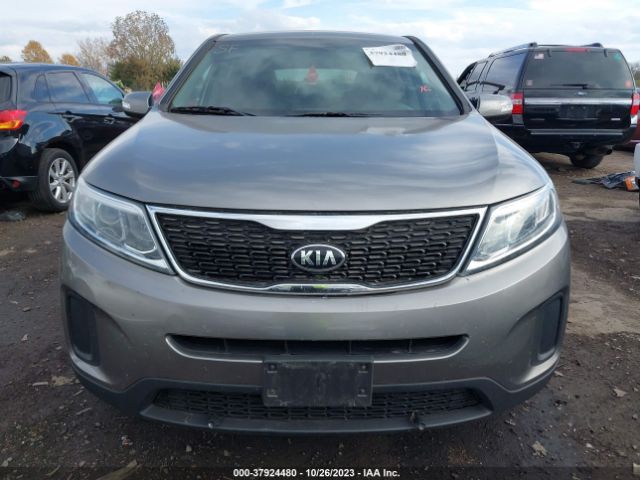 5XYKT3A69FG619090 KIA SORENTO LX