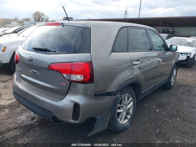 5XYKT3A69FG619090 KIA SORENTO LX