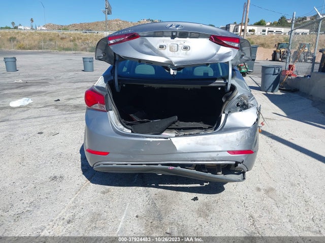 Hyundai ELANTRA SE 2015 5NPDH4AE5FH583978 Image 17
