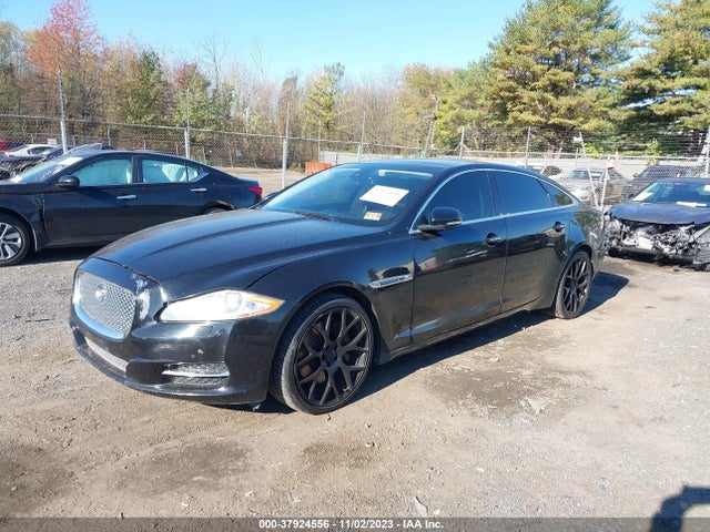 2011 JAGUAR XJ SAJWA2GB5BLV13631 Photo 1