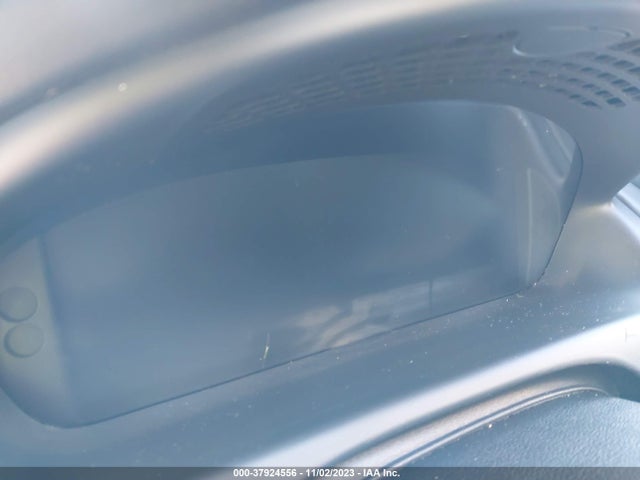 2011 JAGUAR XJ SAJWA2GB5BLV13631 Photo 6