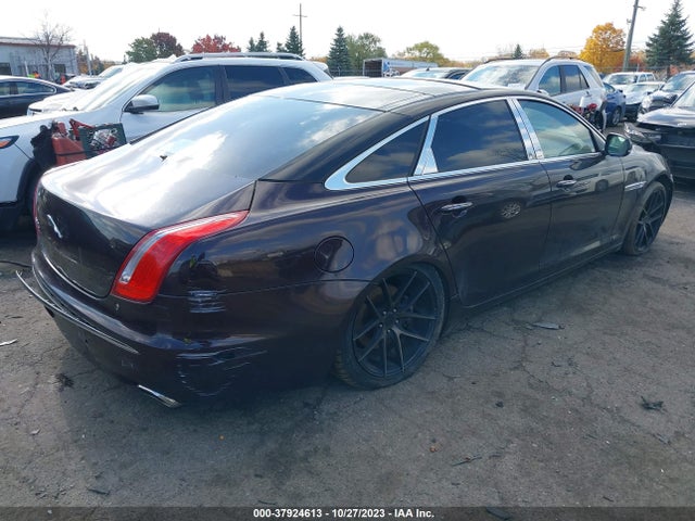 2011 JAGUAR XJ SAJWA2GB7BLV13758 Photo 3