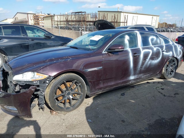 2011 JAGUAR XJ SAJWA2GB7BLV13758 Photo 5