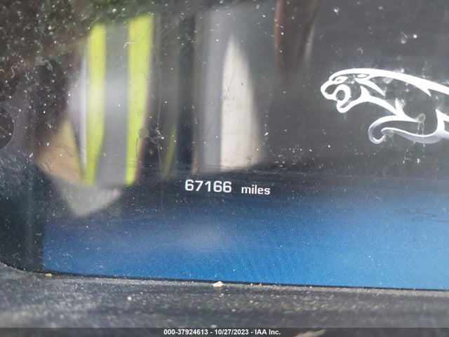 2011 JAGUAR XJ SAJWA2GB7BLV13758 Photo 6