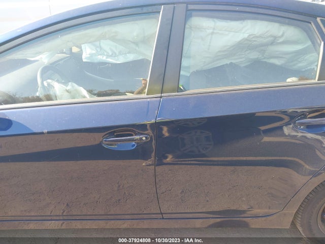 Toyota Prius Two 2014 JTDKN3DU9E1771969 Image 14