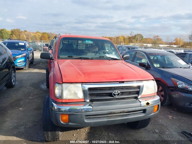 1999 TOYOTA TACOMA VIN: 4TAWM72N8XZ489233