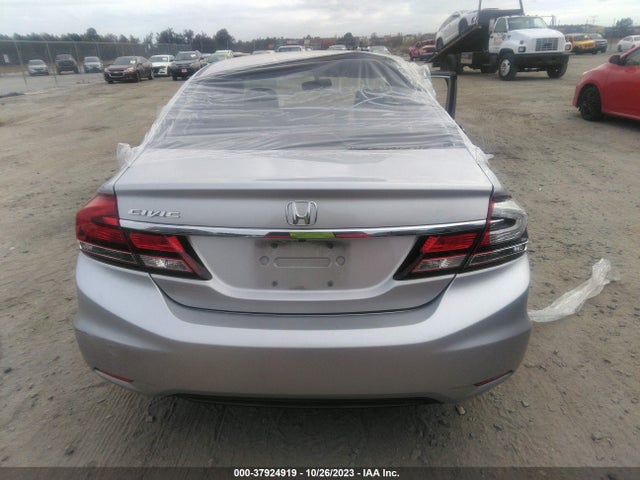 Honda CIVIC SE 2015 19XFB2F71FE013571 Image 16
