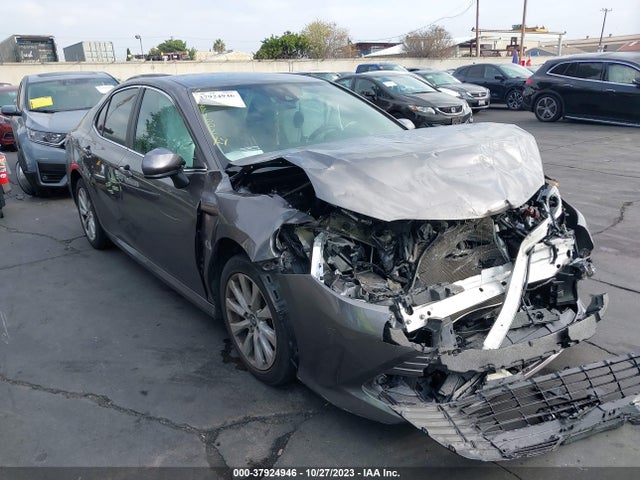 2019 Toyota Camry Le მანქანა იყიდება აუქციონზე, vin: 4T1B11HK1KU708900, აუქციონის ნომერი: 37924946