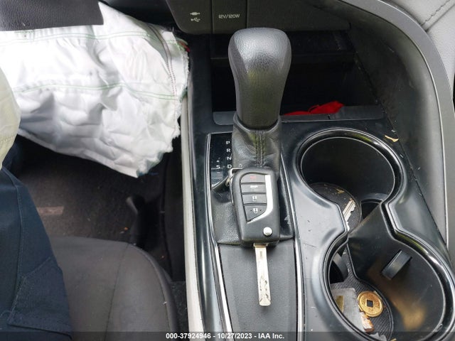 2019 Toyota Camry Le მანქანა იყიდება აუქციონზე, vin: 4T1B11HK1KU708900, აუქციონის ნომერი: 37924946