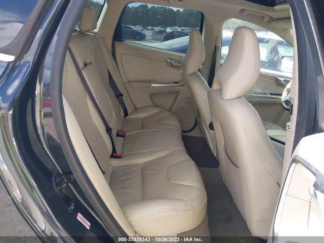 2012 VOLVO XC60 3.2L VIN: YV4952DL2C2318815