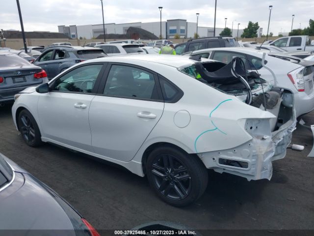 3KPF34AD2ME388355 KIA Forte Gt-line