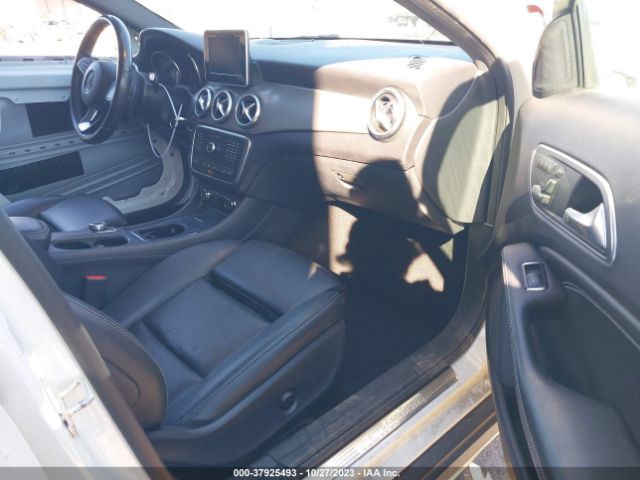 WDCTG4GB9HJ330310 Mercedes-Benz Gla Gla 250