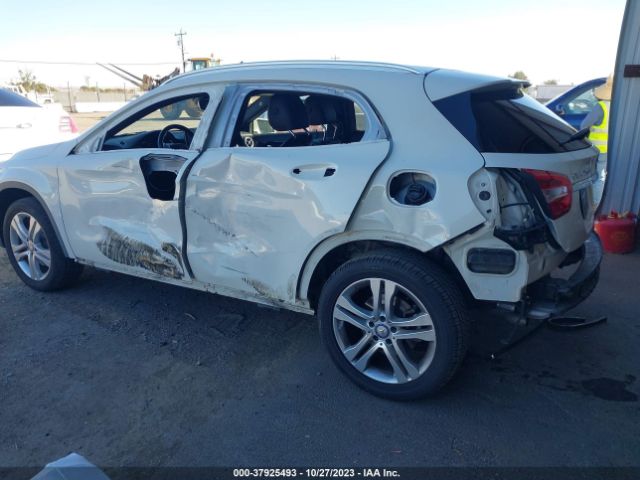 WDCTG4GB9HJ330310 Mercedes-Benz Gla Gla 250
