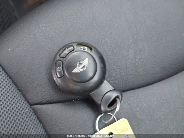 2009 MINI COOPER HARDTOP WMWMF33559TW70886 Photo 10
