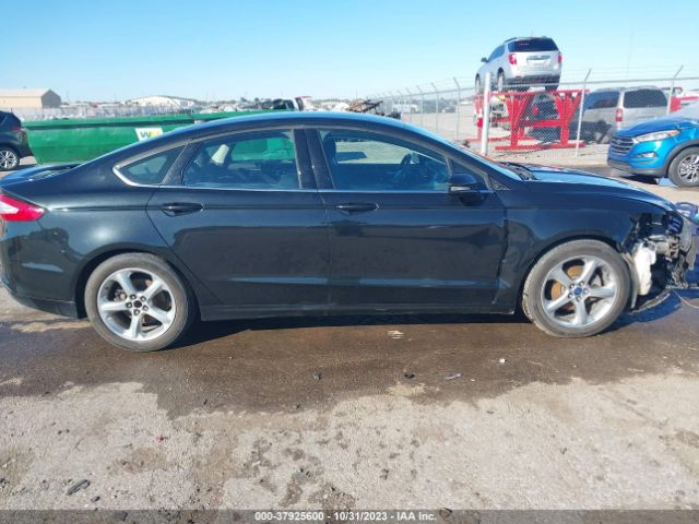 1FA6P0HD0E5353402 Ford FUSION SE