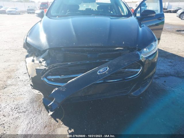 1FA6P0HD0E5353402 Ford FUSION SE