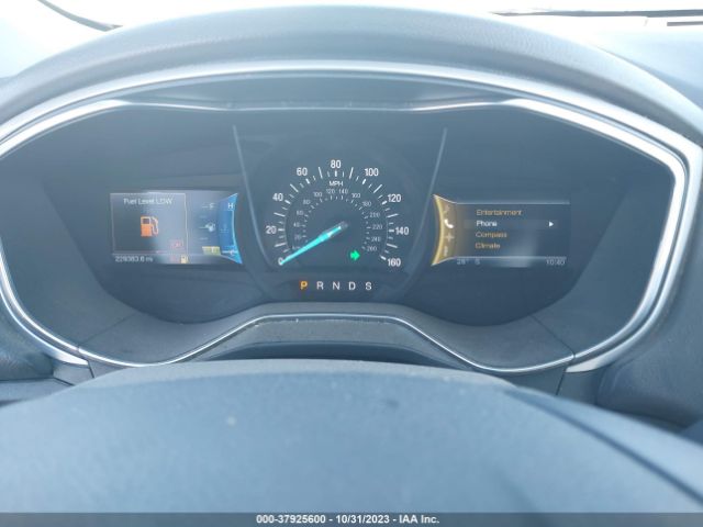 1FA6P0HD0E5353402 Ford FUSION SE