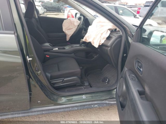 3CZRU5H32JM710386 Honda HR-V LX