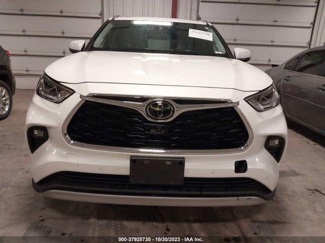 Toyota Highlander Platinum 2021 5TDFZRBH2MS115984 Image 13