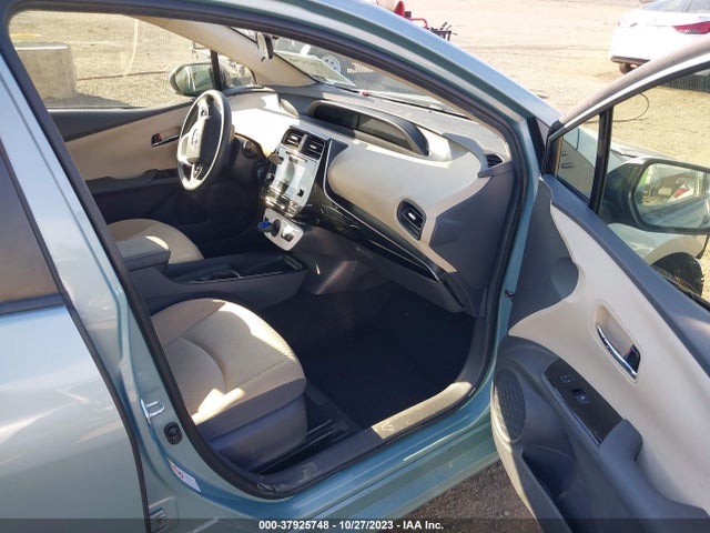 Toyota Prius Two 2017 JTDKBRFU2H3032024 Image 5