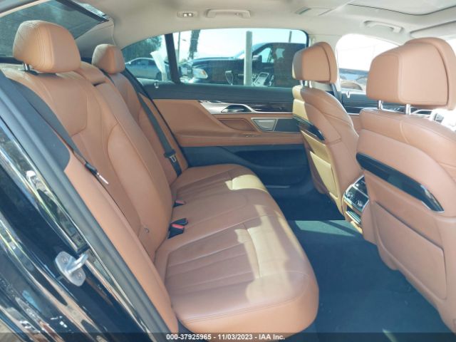 WBA7T2C00LGL17735 BMW 7 Series 740i
