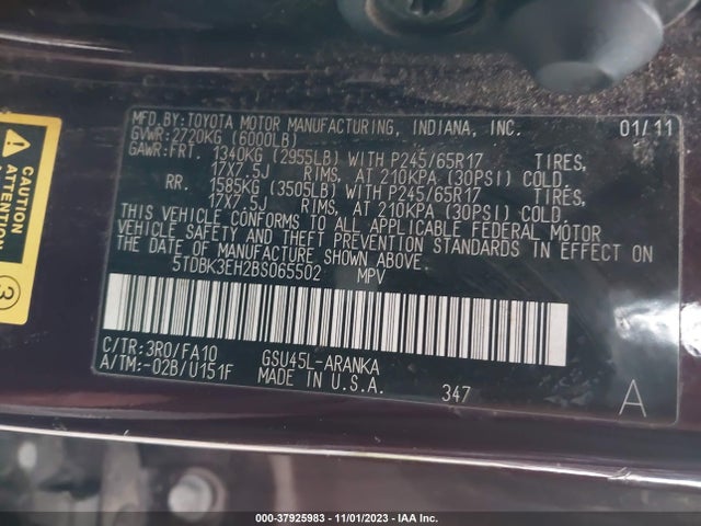 2011 TOYOTA HIGHLANDER BASE V6 VIN: 5TDBK3EH2BS065502