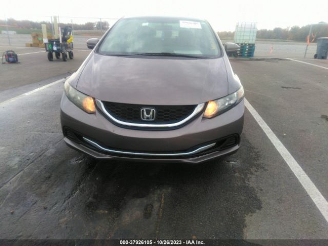 19XFB2F58FE257829 Honda Civic Sedan Lx
