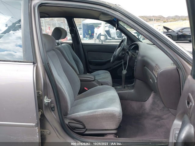 1993 TOYOTA CAMRY LE VIN: JT2VK12E2P0166022