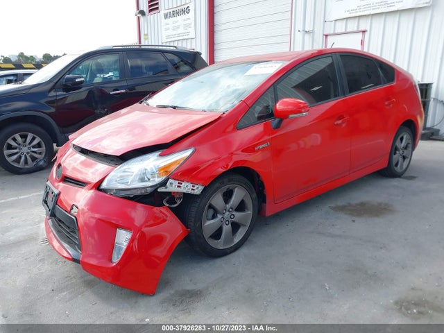 Toyota Prius Four 2015 JTDKN3DU6F0422629 Image 2