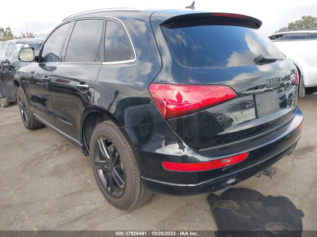 WA1LFAFP1FA111062 Audi Q5 Premium Plus