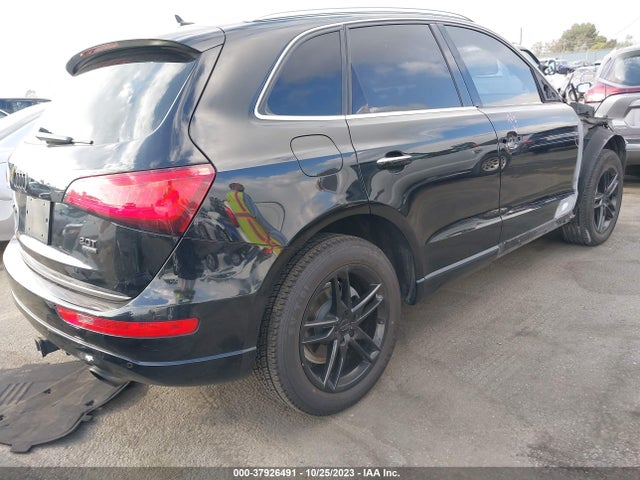 WA1LFAFP1FA111062 Audi Q5 Premium Plus