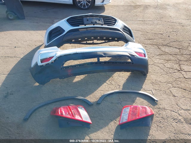 Chevrolet TRAX LS 2019 3GNCJKSB8KL379573 Image 12