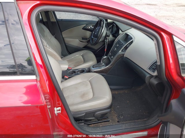 1G4PP5SKXE4136945 Buick Verano