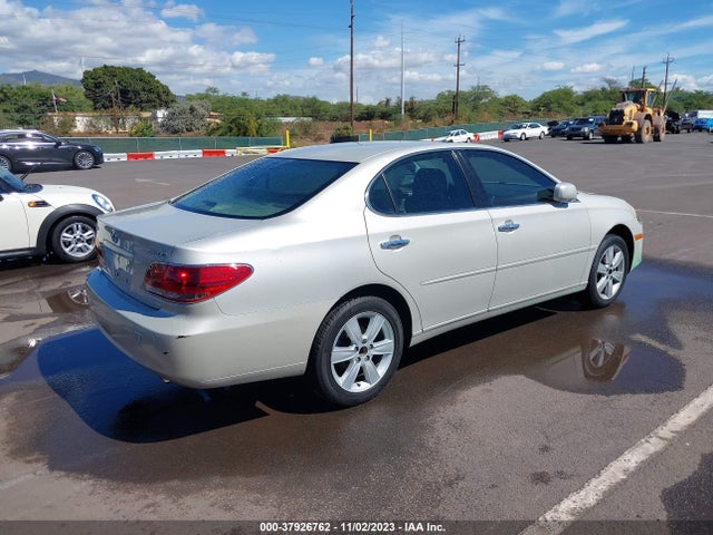 2005 LEXUS ES 330 VIN: JTHBA30G455121062