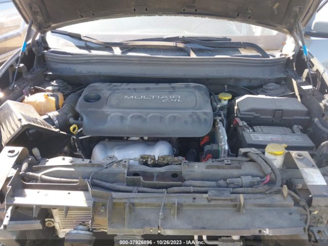 1C4PJLCB2EW212834 Jeep Cherokee Latitude