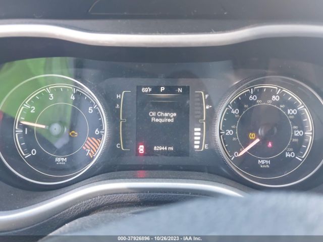 1C4PJLCB2EW212834 Jeep Cherokee Latitude