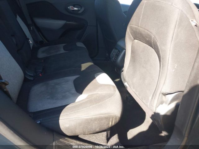 1C4PJLCB2EW212834 Jeep Cherokee Latitude