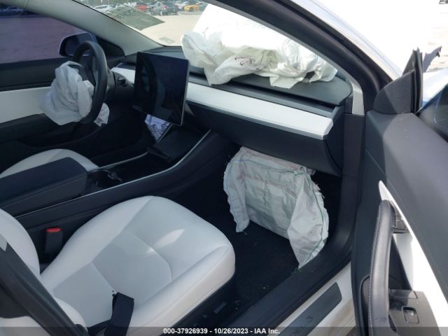2020 TESLA MODEL 3 5YJ3E1EA4LF746169 Photo 4
