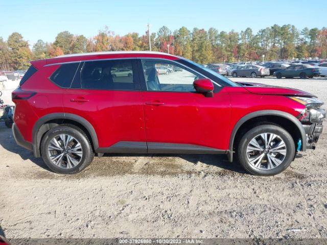 5N1AT3BA0MC772176 Nissan ROGUE SV